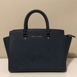 Michael Kors Selma Bag Navy